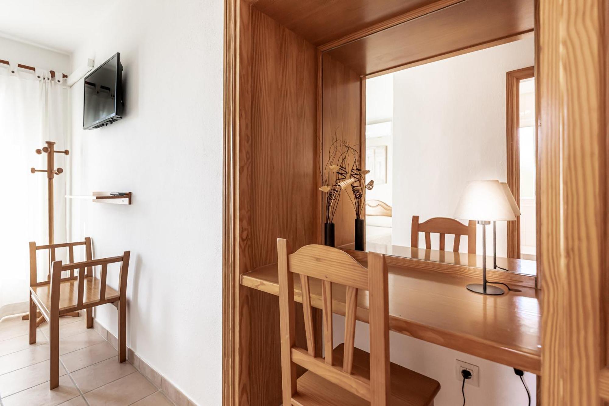 Villa Terra Son Bou Exterior photo